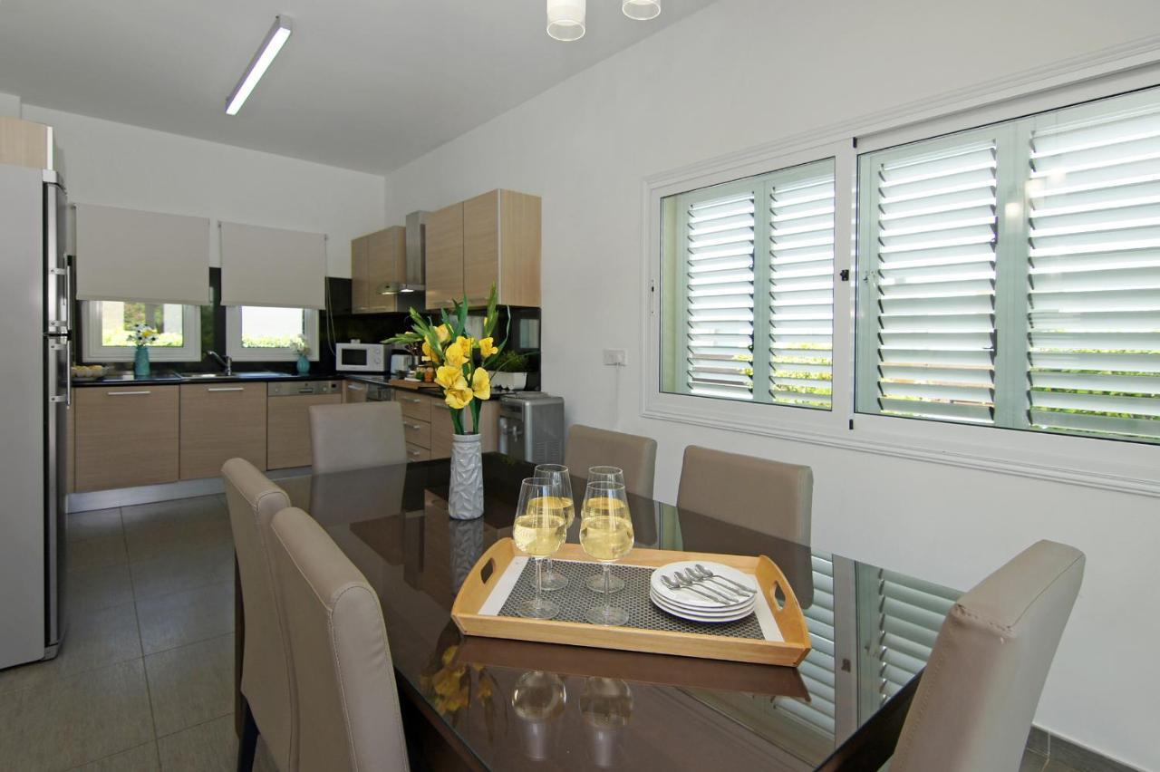 Villa Palm بروتاراس المظهر الخارجي الصورة